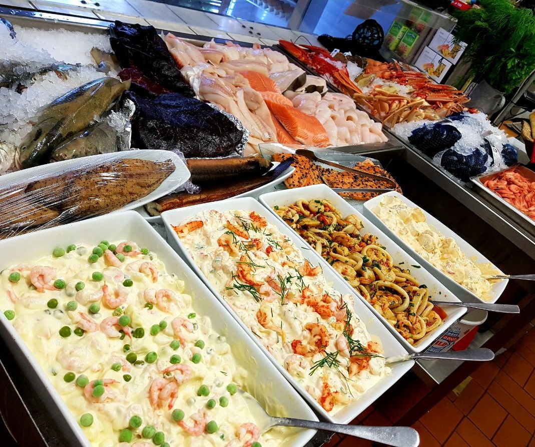 Delikatesser i fiskedisk